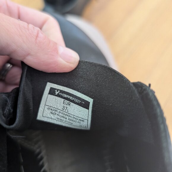 Vivobarefoot Gobi Women's Desert Boots - Picture 6 of 6